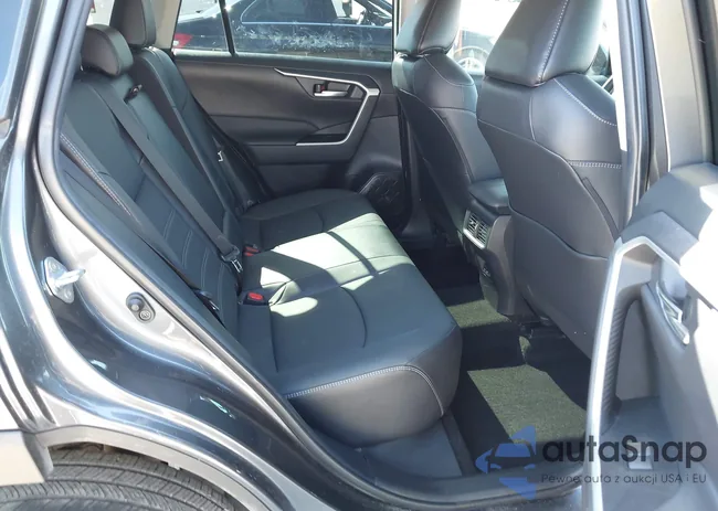 2T3C1RFV8PC218423: 43697663