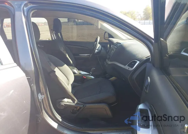 3C4PDCAB2JT497660: 43696703