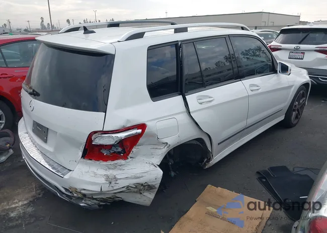 WDCGG5HB4FG425664: 43696733