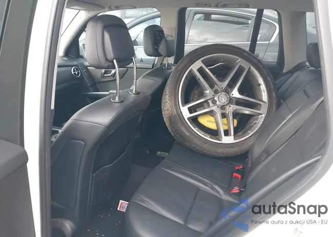 WDCGG5HB4FG425664: 43696733