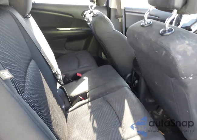 3C4PDCGG2GT194695: 43696812