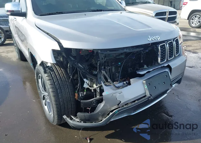 1C4RJFBG0JC470658: 43696879