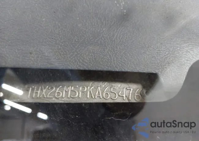 1FTHX26M5PKA65476: 43696973