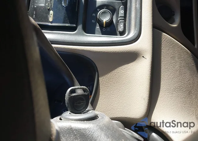 2GCEC19T831408268: 43697024