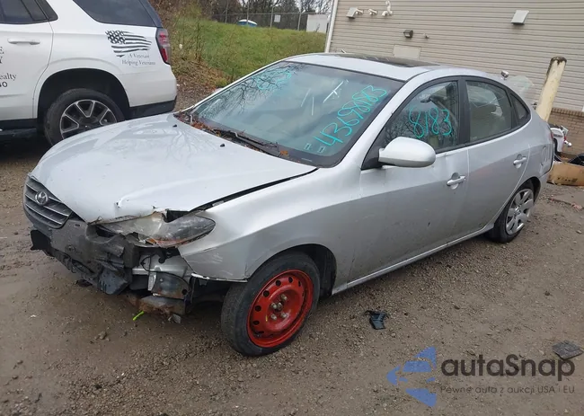 KMHDU46DX8U280386: 43698183