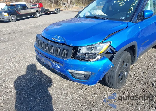 3C4NJDBB2KT713724: 43698511