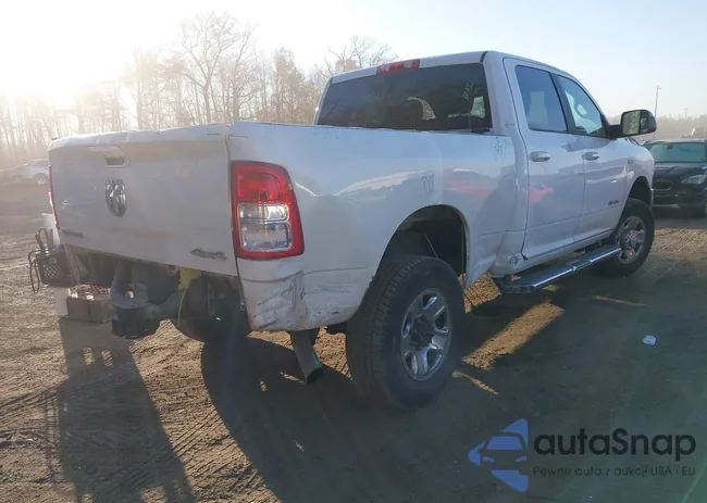 3C6UR5DJ0LG297334: 43698548