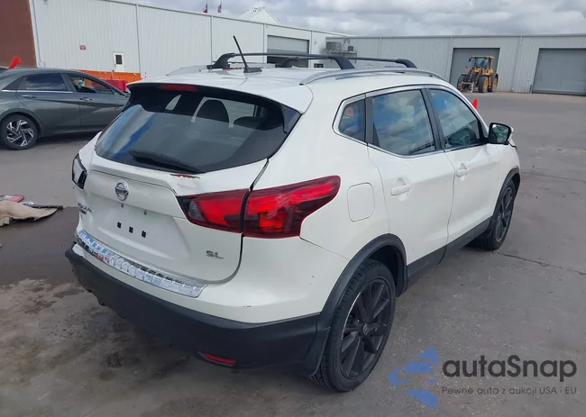 JN1BJ1CP3JW101281: 43698623