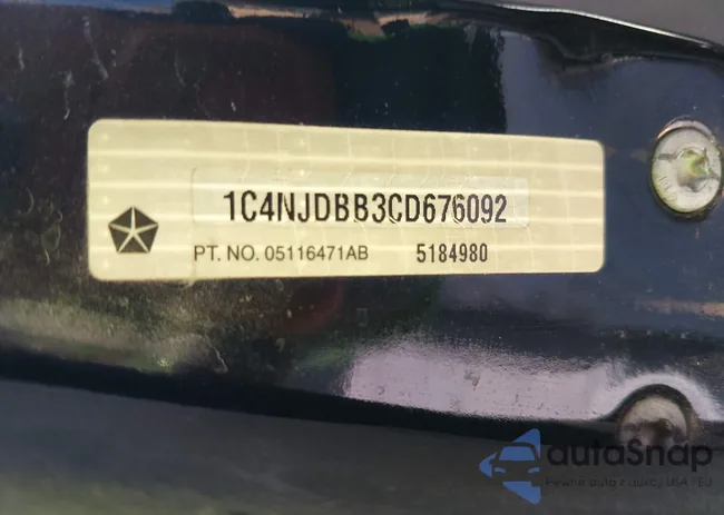 1C4NJDBB3CD676092: 43697820