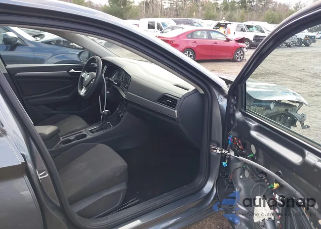 3VWC57BU4KM060853: 43697824