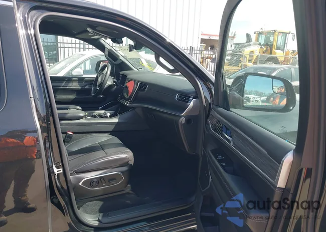 1C4SJUDPXPS505840: 43697935