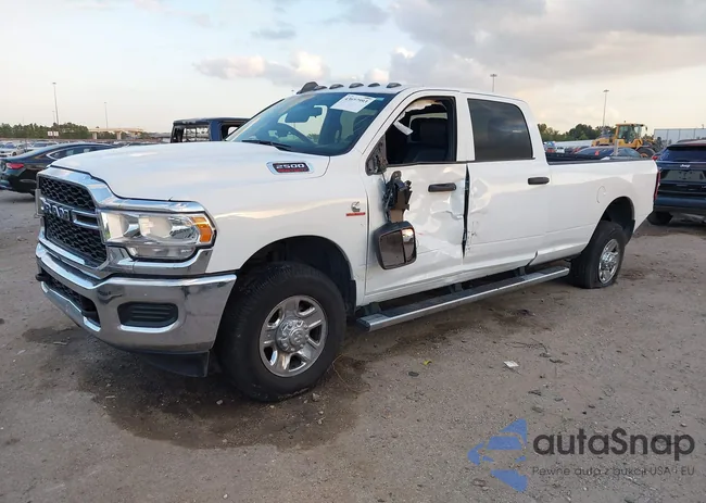 3C6UR5HL6RG267534: 43697993