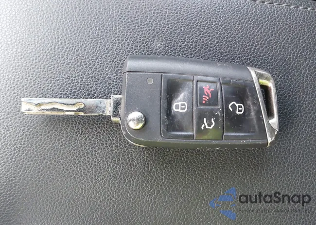 3VV2B7AX2KM082001: 43699120