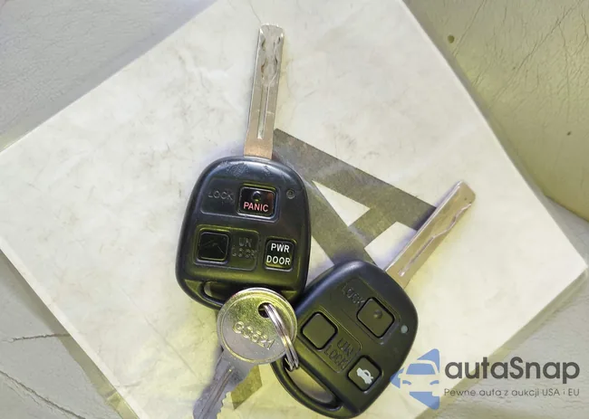 2T2HK31U38C059444: 43699183