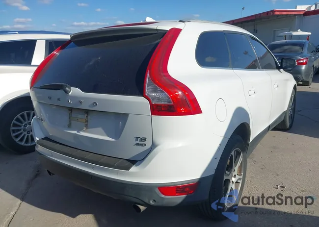 YV4902DZ0B2152733: 43699230