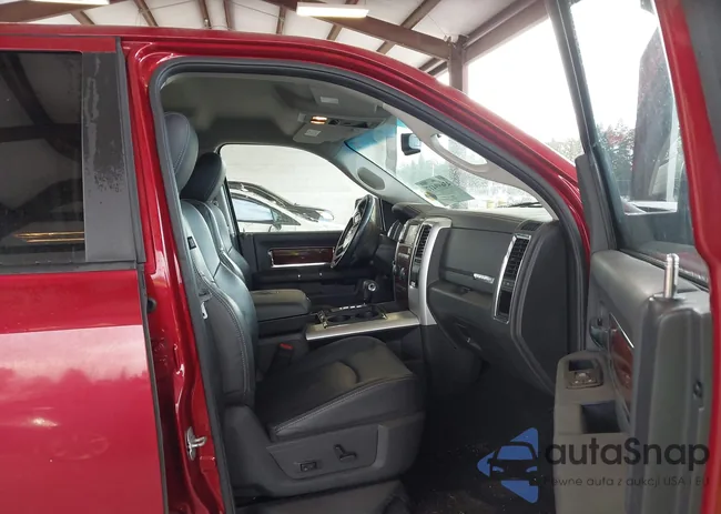 1C6RD7JT0CS215648: 43699417