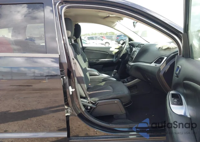 3C4PDCAB1CT135211: 43699428