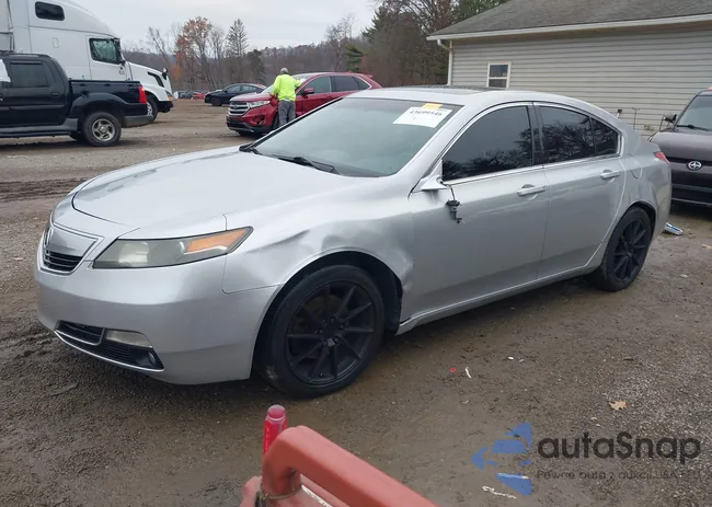 19UUA9F25CA008543: 43699546