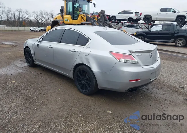 19UUA9F25CA008543: 43699546