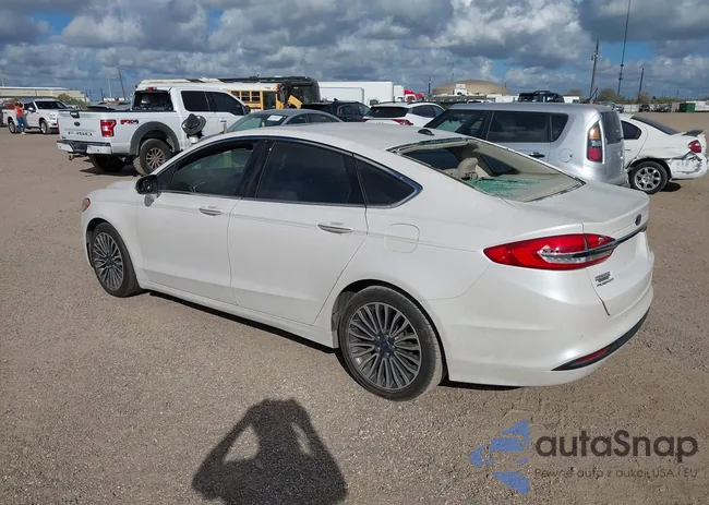 3FA6P0HD9JR240149: 43699670