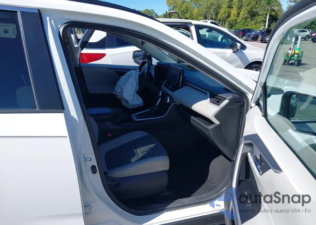 2T3W1RFV2MC163587: 43698696