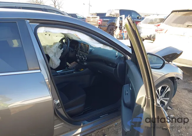 3N1AB8CV2MY203085: 43698814