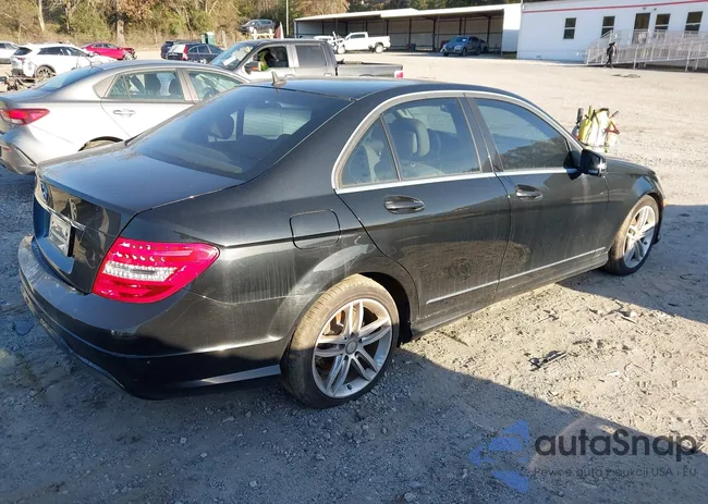 WDDGF4HB6DA850053: 43698817