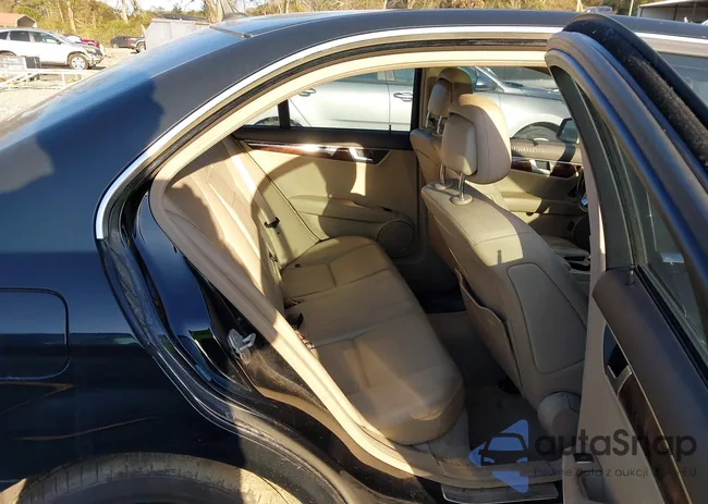 WDDGF4HB6DA850053: 43698817