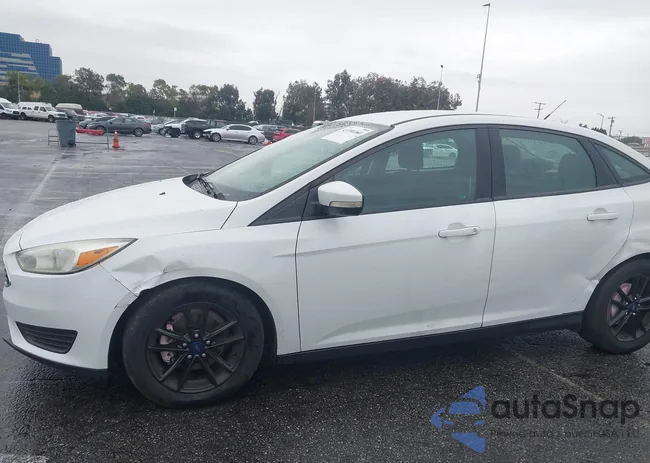 1FADP3F26GL387935: 43700160