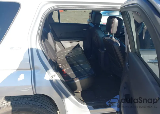 2GKFLWE33D6184729: 43700355