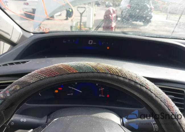 19XFB2F52EE254715: 43700406