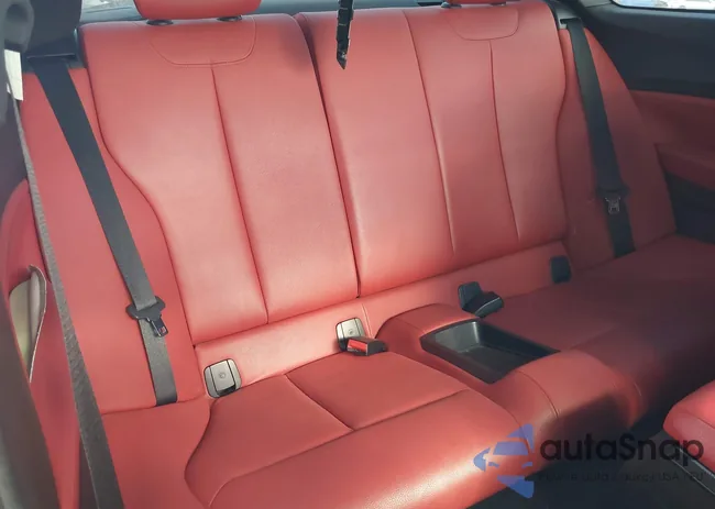 WBA1F9C52GV545528: 43700652