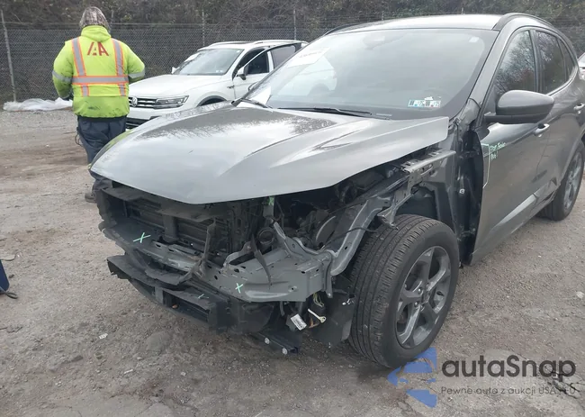 1FMCU9NA4PUB18025: 43699975