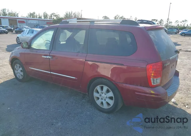 KNDMC233776021865: 43699981