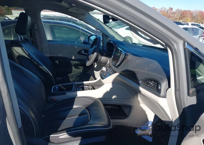 2C4RC1GGXNR177563: 43701170