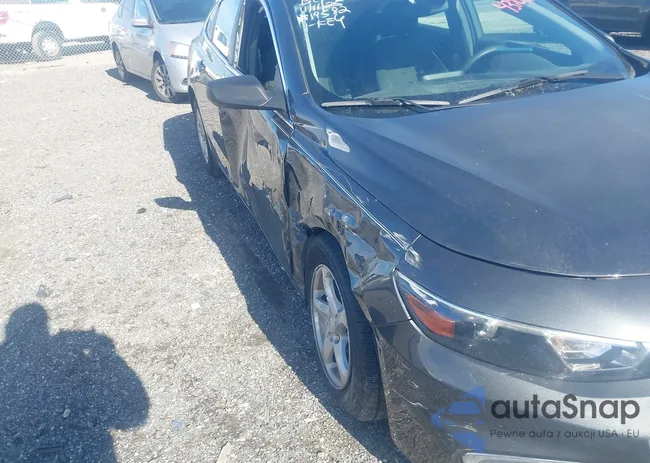 1G1ZB5ST3HF137165: 43701182