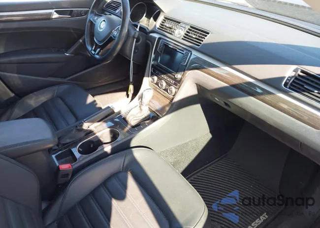 1VWCT7A36HC083267: 43701364