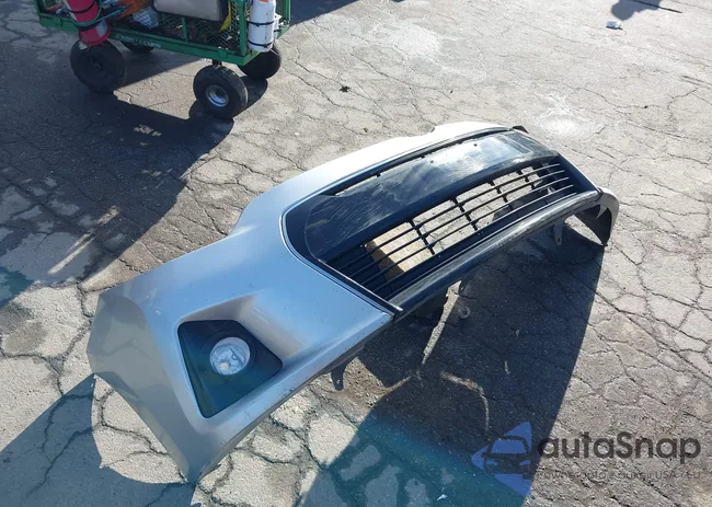 2T1BURHE3EC076438: 43700839