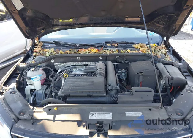 3VWDB7AJ0HM265955: 43700896