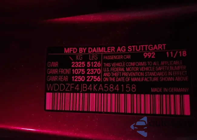 WDDZF4JB4KA584158: 43700942