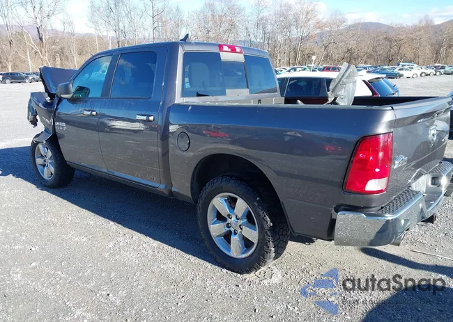 1C6RR7LT1JS323997: 43701061