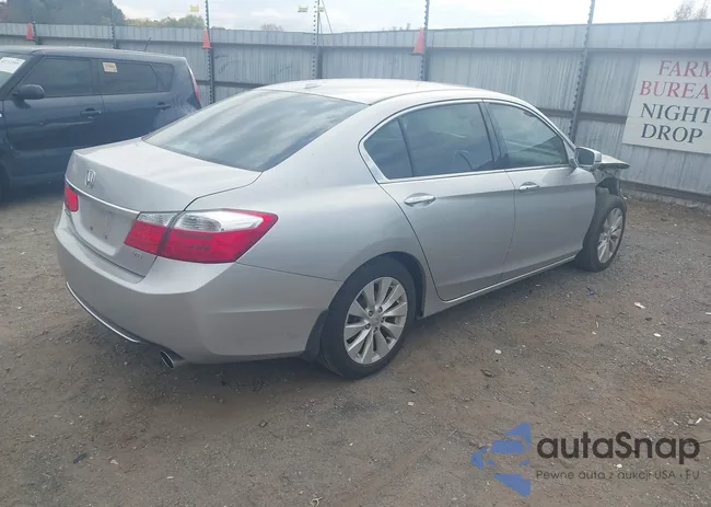 1HGCR3F84FA001514: 43702087