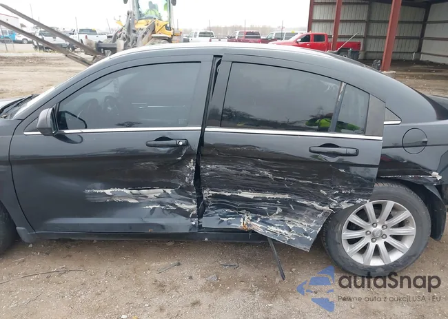 1C3CC5FB2AN152607: 43702095