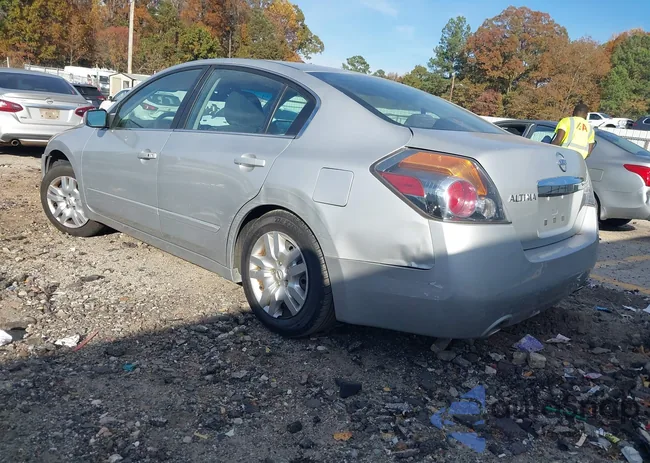 1N4AL2AP3CN499702: 43702116