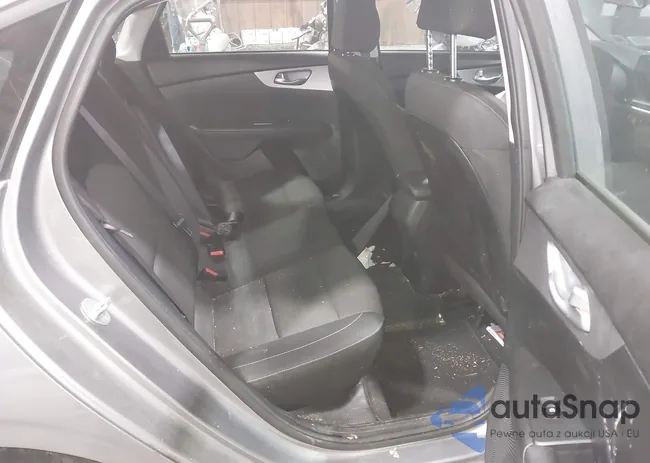 3KPF24AD6PE641619: 43702124