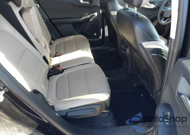 1FMCU0H66NUB93907: 43702237