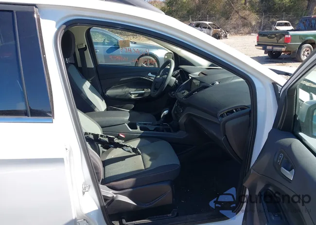 1FMCU0GD5JUB59905: 43702305