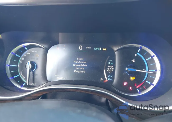 2C4RC1N76MR572437: 43702309