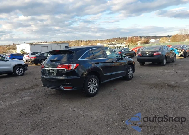 5J8TB4H3XGL002443: 43702359