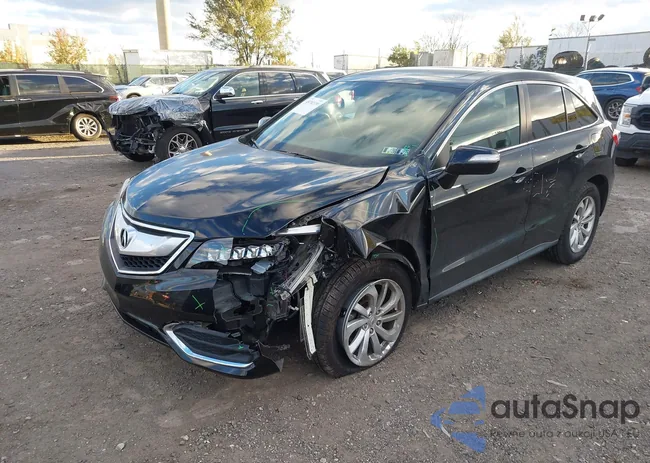 5J8TB4H3XGL002443: 43702359